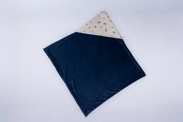 Matching cover for baby (2 layers)  image 1