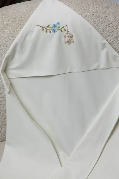 White embroidered matching cover (2 layers) image 1