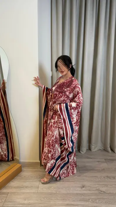 DIOR image 4