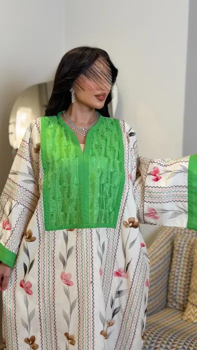 عناقيد الورد image 0