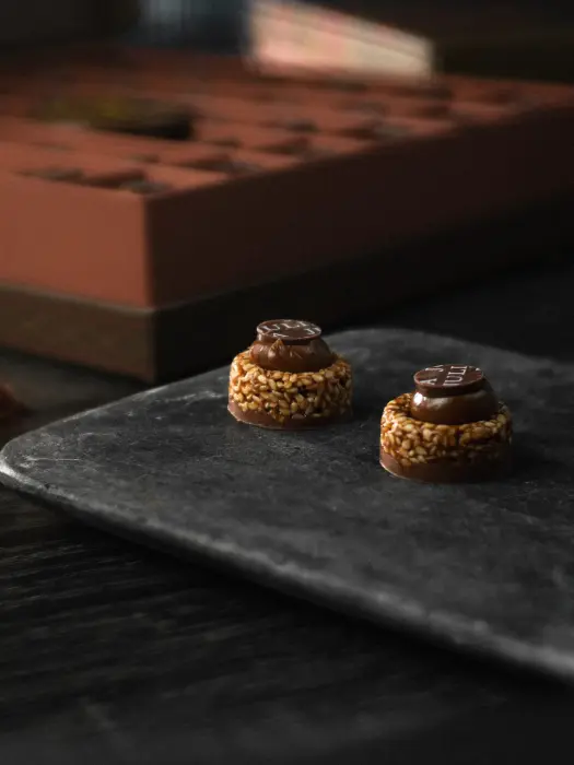 جوليا كرانش - JULIA CRUNCH image 0