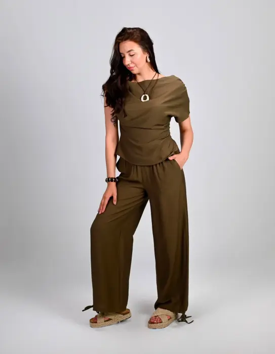Elegant Linen Set - Off-Shoulder Chic image 5