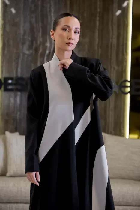 cc13 n8 abaya image 2