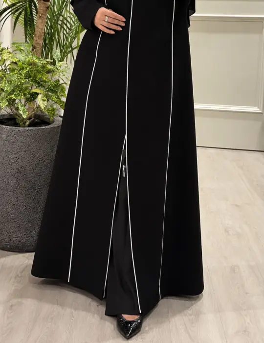 Dignity khawla abaya image 0