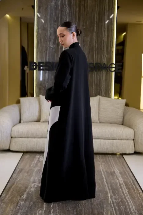 cc13 n8 abaya image 1