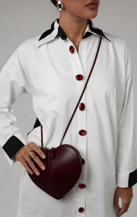white/red ghada image 2