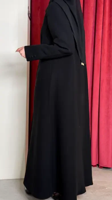 Curvy image 3