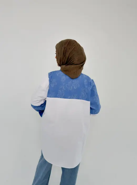 Poblin with linen shirt image 8