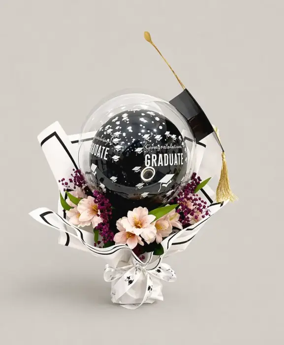  Graduation Balloon Bouquet with Luxury Flowers image 0