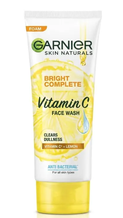  Garnier Bright Complete Vitamin C Face Wash – غسول الوجه بفيتامين سي والليمون لإشراقة البشرة وتنظيفها من غارنييه. image 0