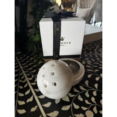 White Marble Mubkhar image 0