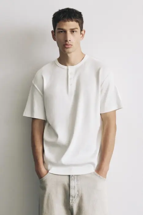 HENLEY BASIC T-SHIRT  image 3