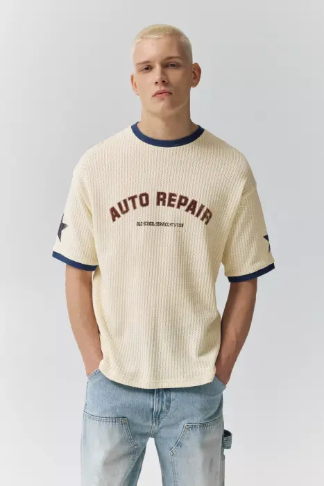 PULL&BEAR REPAIR T-SHIRT image 1