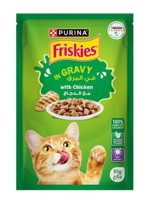 Purina Friskies Chunks in Gravy Wet Cat Food Pouch chicken 85g image 0
