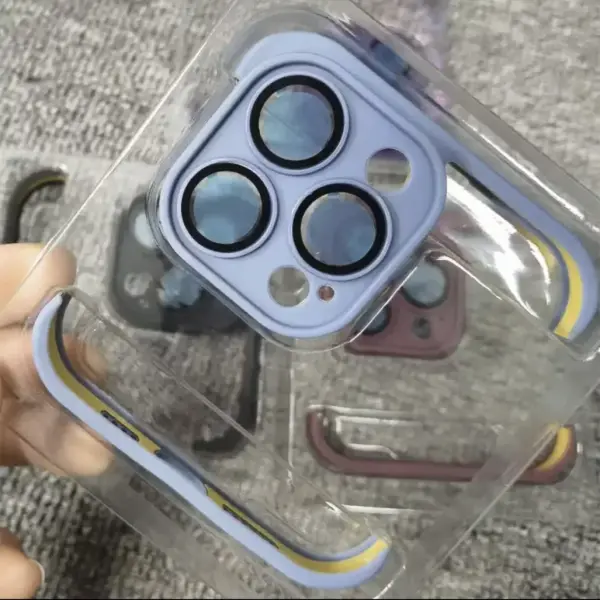 غطاء ايطار اطراف الايفون مع حمايه الكاميرا سيلكون حمايه اطراف وشكل جميل  متوفر اللون الاسود ، بنفسجي ، سماوي image 5