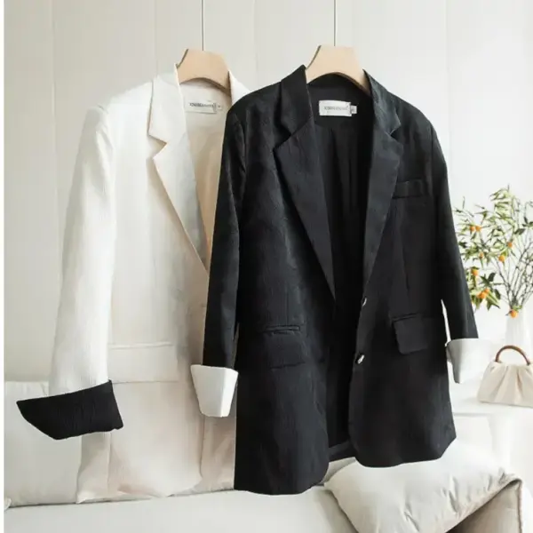 Floral Jacquard Blazer with Contast Folded Cuff image 3