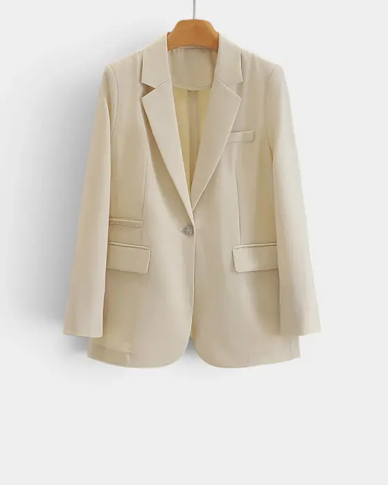 Two-Piece Suit: Blazer & Pants image 2