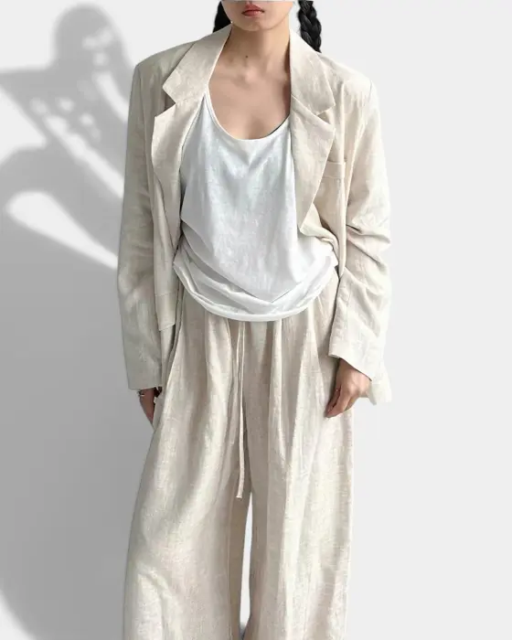 Tailored Fine Linen Suit with Relaxed Silhouette image 4