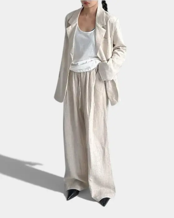Tailored Fine Linen Suit with Relaxed Silhouette image 1